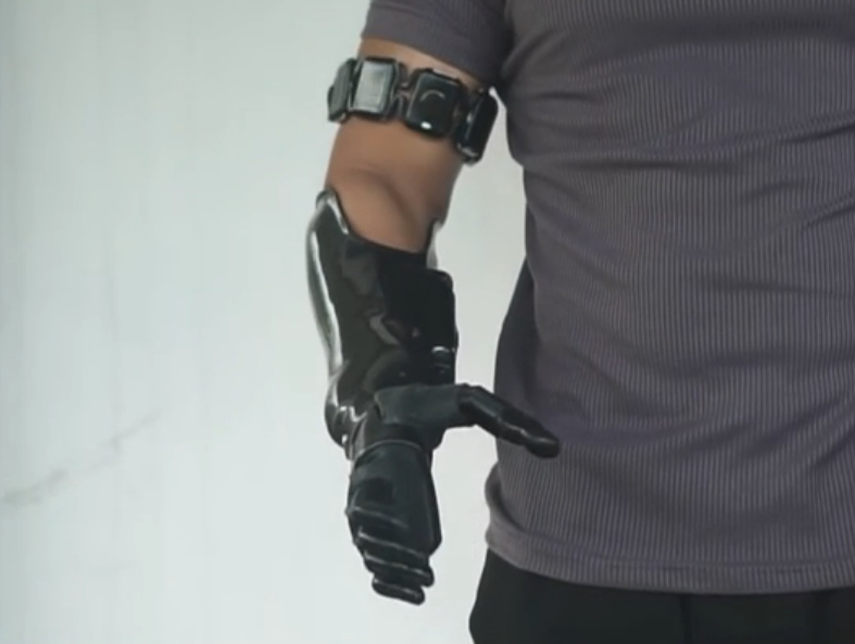 EMG-driven prosthetic robotic bionic hand